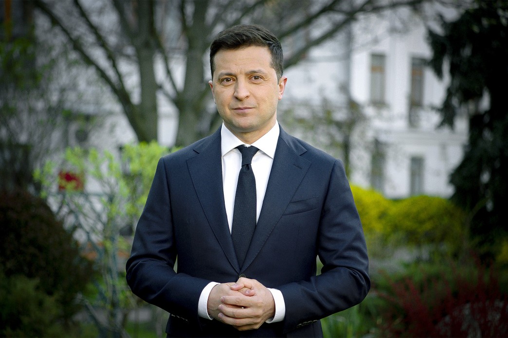 Володимир Зеленський: “Заради перемоги ми відзначаємо Великдень вдома”