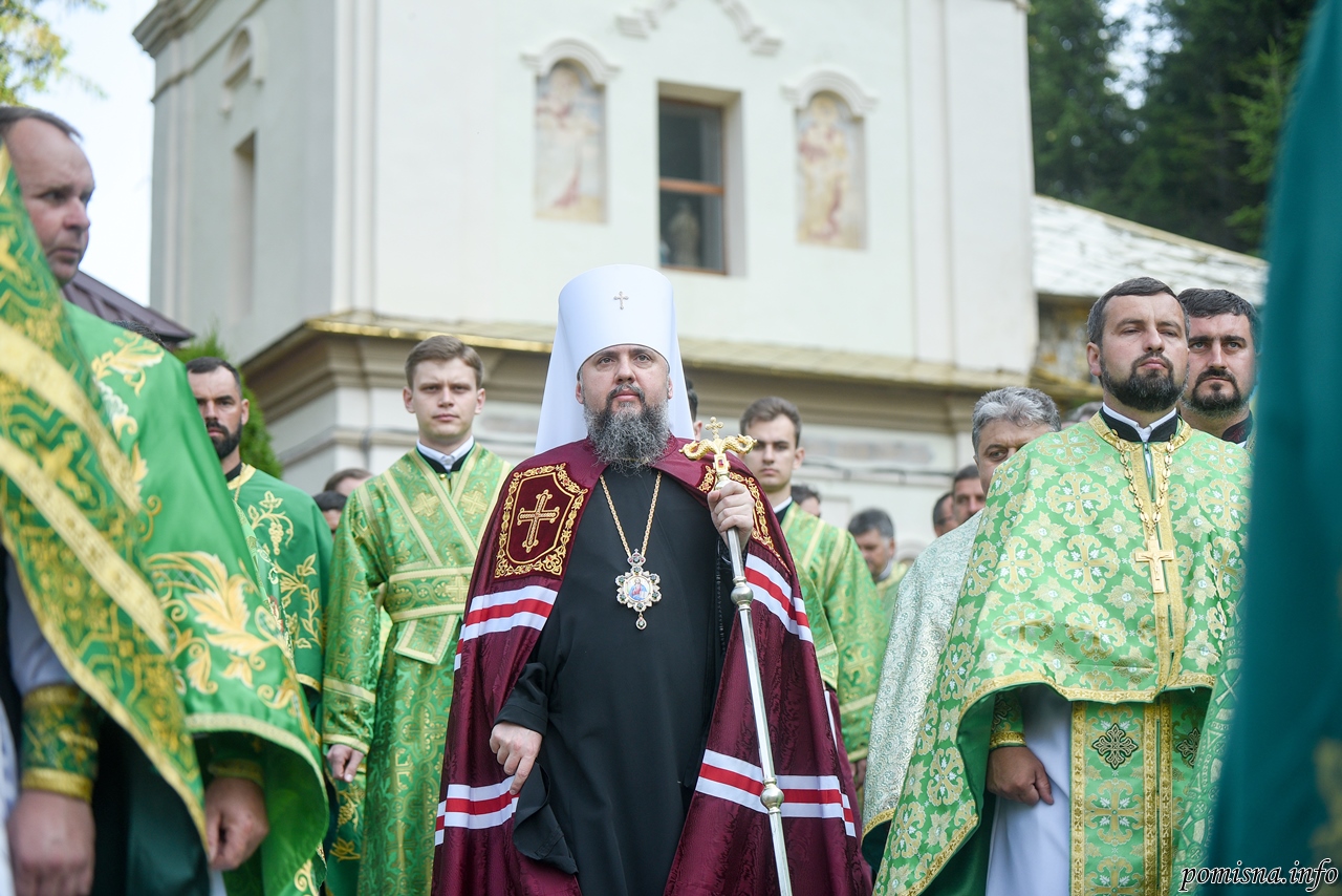 Предстоятель очолив святкове богослужіння в Манявському чоловічому монастирі