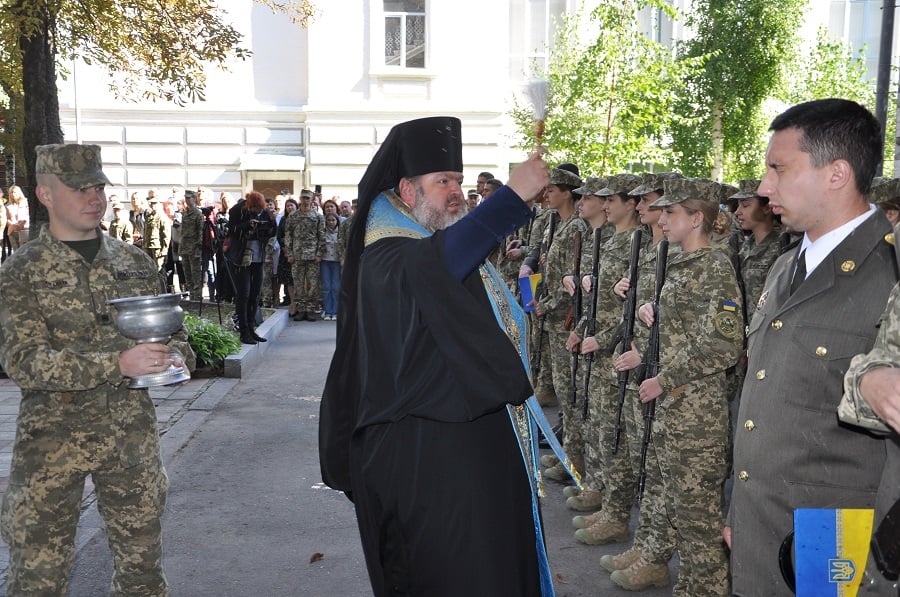 Єпископ Митрофан благословив курсантів Військово-юридичного інституту