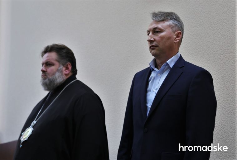 Суддя Віталій Писанець відпустив під особисте зобов’язання Митрофана (Бутинського) єпископа Харківського і Богодухівського УПЦ/ПЦУ – ексочільника льотного вишу генерала Олександра Туринського