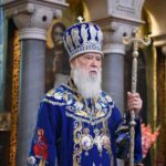 Почесний патріарх Філарет привітав митрополита Епіфанія з річницею інтронізації