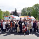 Предстоятель передав автомобілі швидкої допомоги для медиків Бучанської та Гостомельської громад