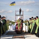 Предстоятель у селищі Таїрове на Одещині освятив наріжний камінь для будівництва храму на честь святого преподобного Сергія