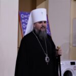 Митрополит Епіфаній у Полтаві вручив нагороди волонтерам та військовим, які допомагають Україні перемогти