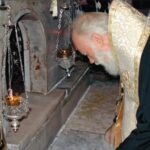 Добірка експонатів до дня пам’яті святителя Миколая Чудотворця – улюбленого святого Митрополита Володимира