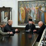 Предстоятель зустрівся з делегацією Світового конгресу українців