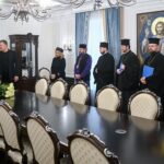 До Тернопільської ОВА завітали колядники від Митрополита Київського і всієї України Епіфанія