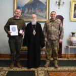 Предстоятель Української Православної Церкви долучився до волонтерського заходу «Дзвони Перемоги» для воїнів на передовій.
