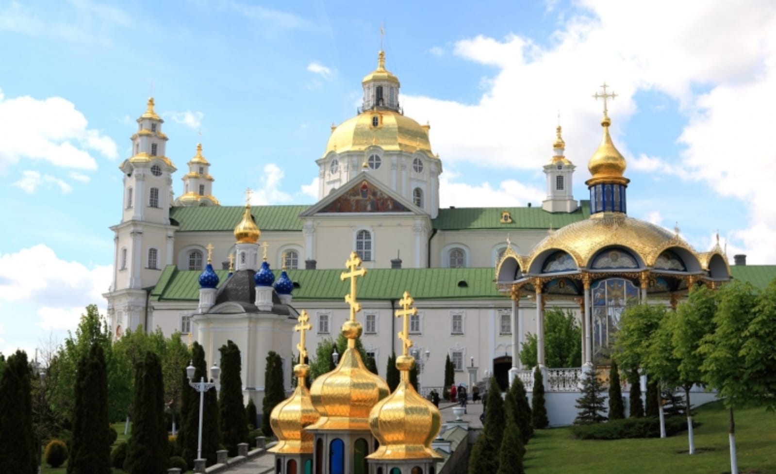 Пресвята Богородице: заступниця та надія вірних у скрутні часи
