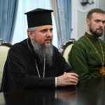 Автокефальна Православна Церква передала електрогенератори та обладнання громадам та захисникам України