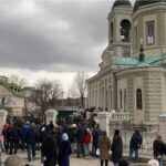 Єпископ Хмельницький автокефальної УПЦ/ПЦУ засуджує насильство військового у Покровському кафедральному соборі УПЦ МП