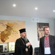Вишита сорочка для Блаженнішого Митрополита Епіфанія: зустріч з міським головою Володимира