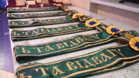 День Героїв: Вшанування та духовна символіка у православній перспективі