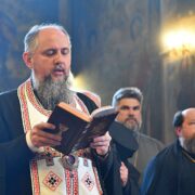 Митрополит Олександр нагородив представників організації «In Omni Tempore»