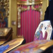 Митрополит Олександр нагородив представників організації «In Omni Tempore»