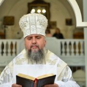 Митрополит Олександр освятив хоругви для штурмових підрозділів Державної спеціальної служби транспорту