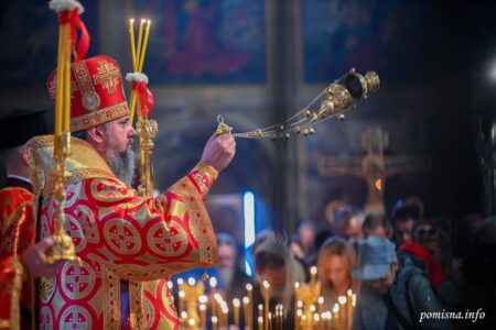 Божественна літургія в шосту неділю після Пасхи