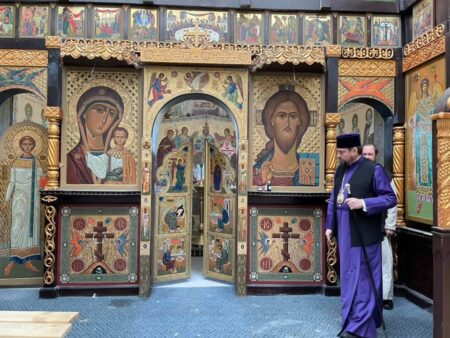 Митрополит Олександр відвідав дві парафії на Броварщині
