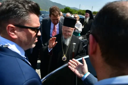 Вселенський Патріарх Варфоломій отримує теплий прийом у Волосі