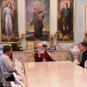 Урочиста церемонія вручення дипломів випускникам Дніпровської духовної семінарії