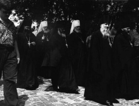Повернення на рідну землю 20 червня 1992: Митрополит Володимир Сабодан стає главою Української Православної Церкви