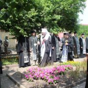 Заупокійна літія в Луцьку: Вшанування пам'яті загиблих в'язнів Луцької тюрми