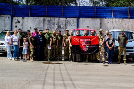 Українським військовим передано нову партію автомобілів для підвищення ефективності служби