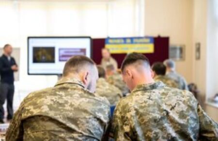Українські військові капелани завершують навчання в британській армії