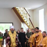 Предстоятель відвідав військову частину на Київщині, де помолився за перемогу України