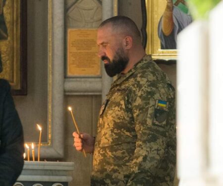 Молитва Воїна: Знайти силу і захист у Божій присутності