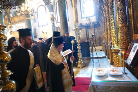 Вселенський Патріарх Варфоломій поминає померлих у Задушну суботу