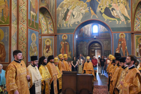 Всенічне бдіння напередодні 2-ї Неділі після П’ятдесятниці. Всіх святих землі Української