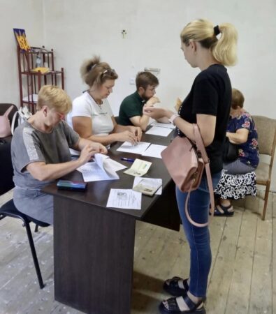 Гуманітарна допомога для вимушених переселенців: Храм Покрови в м. Кам’янське є світлим прикладом небайдужості