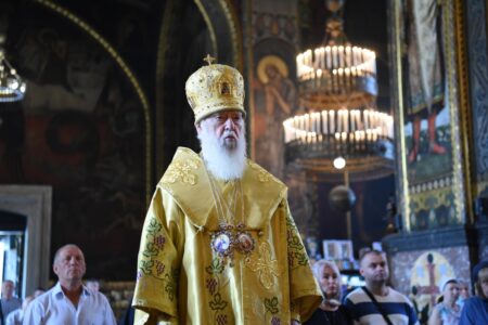 Патріарх Філарет очолив богослужіння в Києві та молився за перемогу України
