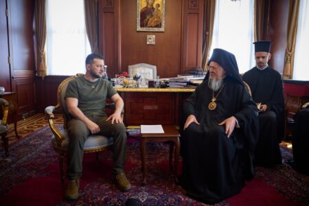 Зеленський підписав закон про перенесення Різдва на новий стиль