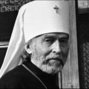 Архієпископ Агапіт освятив хрести для церкви в селі Петропавлівська Борщагівка