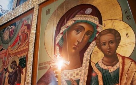 Казанська ікона: Підтримка та захист України через молитву до Пресвятої Богородиці
