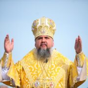 Митрополит Епіфаній звершив Божественну літургію у с. Задубрівці
