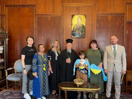 Родичі полонених та загиблих українських воїнів отримали підтримку від Вселенського Патріарха