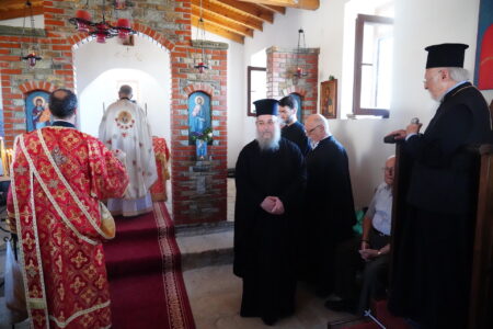 Вселенський Патріарх взяв участь у Божественній Літургії в каплиці Святого Трифона Схінудіоса в Імбросі