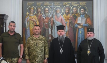 Предстоятель зустрівся з командувачем Сил логістики ЗСУ