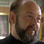 Очевидцем жахливої війни: свідчення маріупольського священника про боротьбу за життя та віру