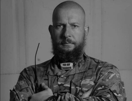У Києві попрощалися з головним сержантом 68-ї єгерської бригади Антоном Усовським на позивний “Шаман”