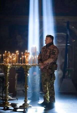 Важливість Підносити Посилені Молитви за Воїнів-Захисників України