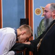 Молитва в часи війни: Почати і завершити день зі спілкуванням з Богом