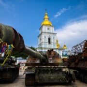 Святкова літургія в Туреччині: Митрополит Олександр молився за Україну
