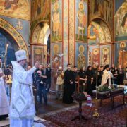 Митрополит Епіфаній звершив чин похорону Інни Кузнецової