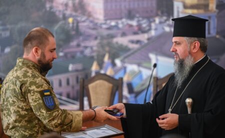 Предстоятель відвідав черговий випуск капеланів Сил ТрО