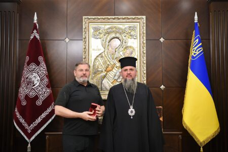 Зустріч Предстоятеля з головою Чернівецької ОВА