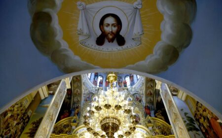 Молитва за загиблих та відвідання воїнів в Успенському соборі Києво-Печерської лаври